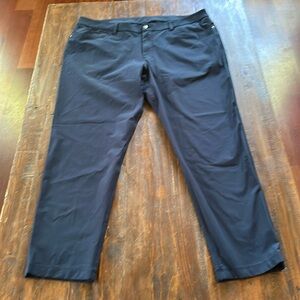 Lululemon ABC 
Warpstreme Navy 5 Pocket 
Men's Sz 42x30
